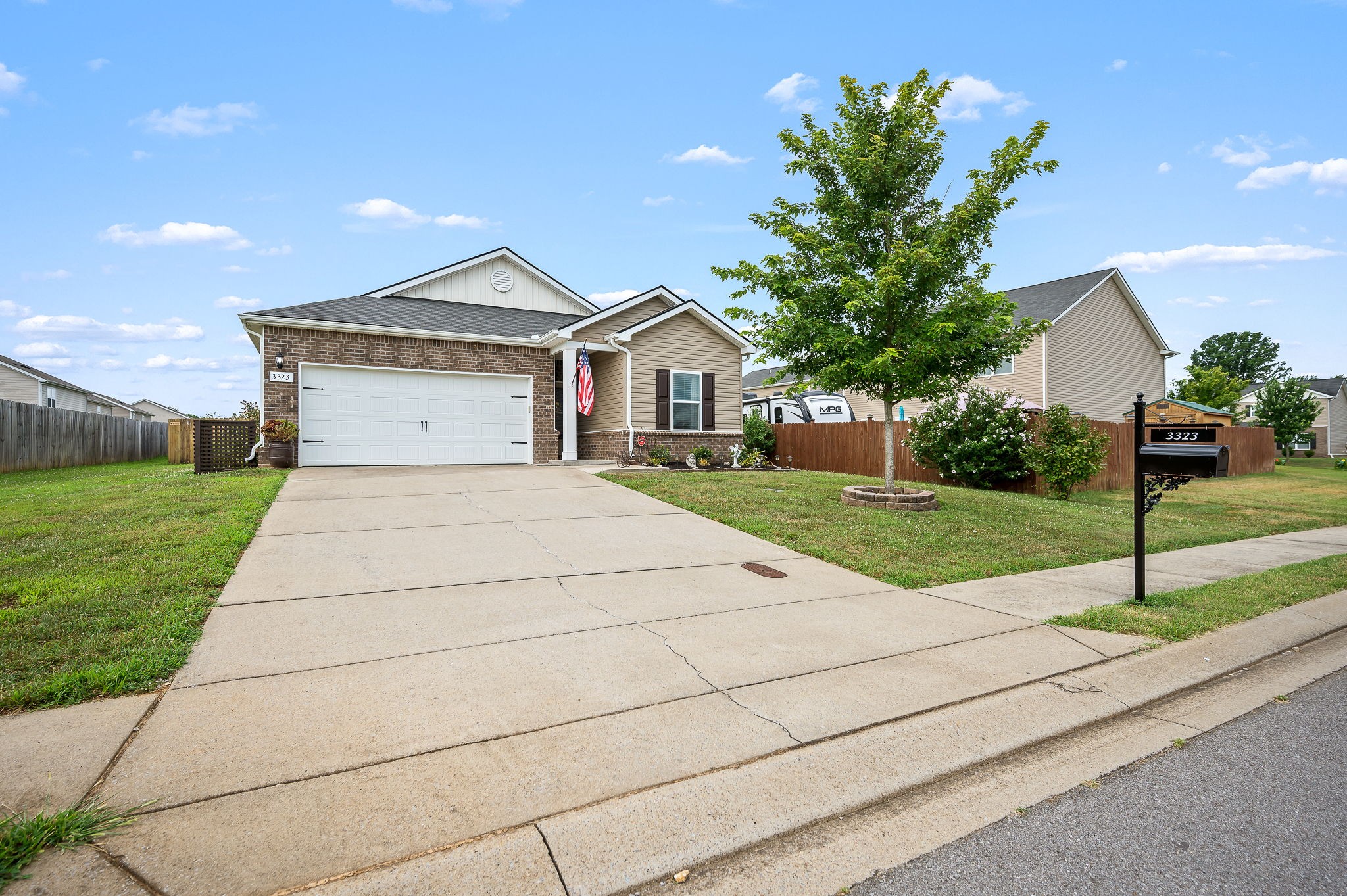 3323 Dizzy Dean Dr
