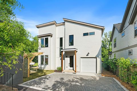 2426B Inga St Nashville TN 37206