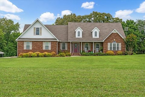 379 Hooper Rd Winchester TN 37398