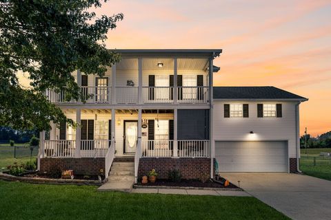 Photo of 1086 Jason Cir, Ashland City, TN 37015 (MLS # 3124644)