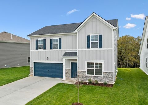 122 Dahlia Dr La Vergne TN 37086