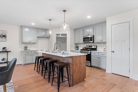 1588 Collins View Way Clarksville TN 37043