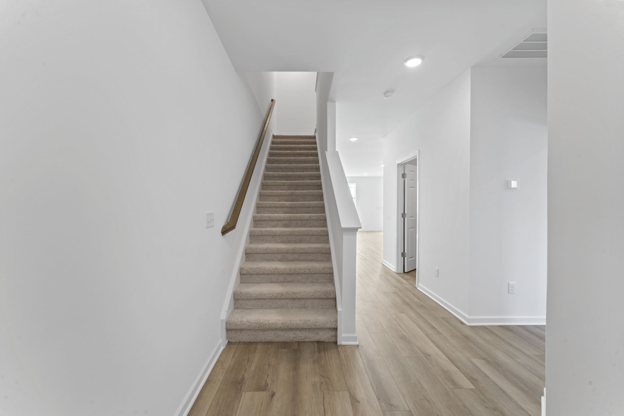 2900 Suzanne Landon Dr F6