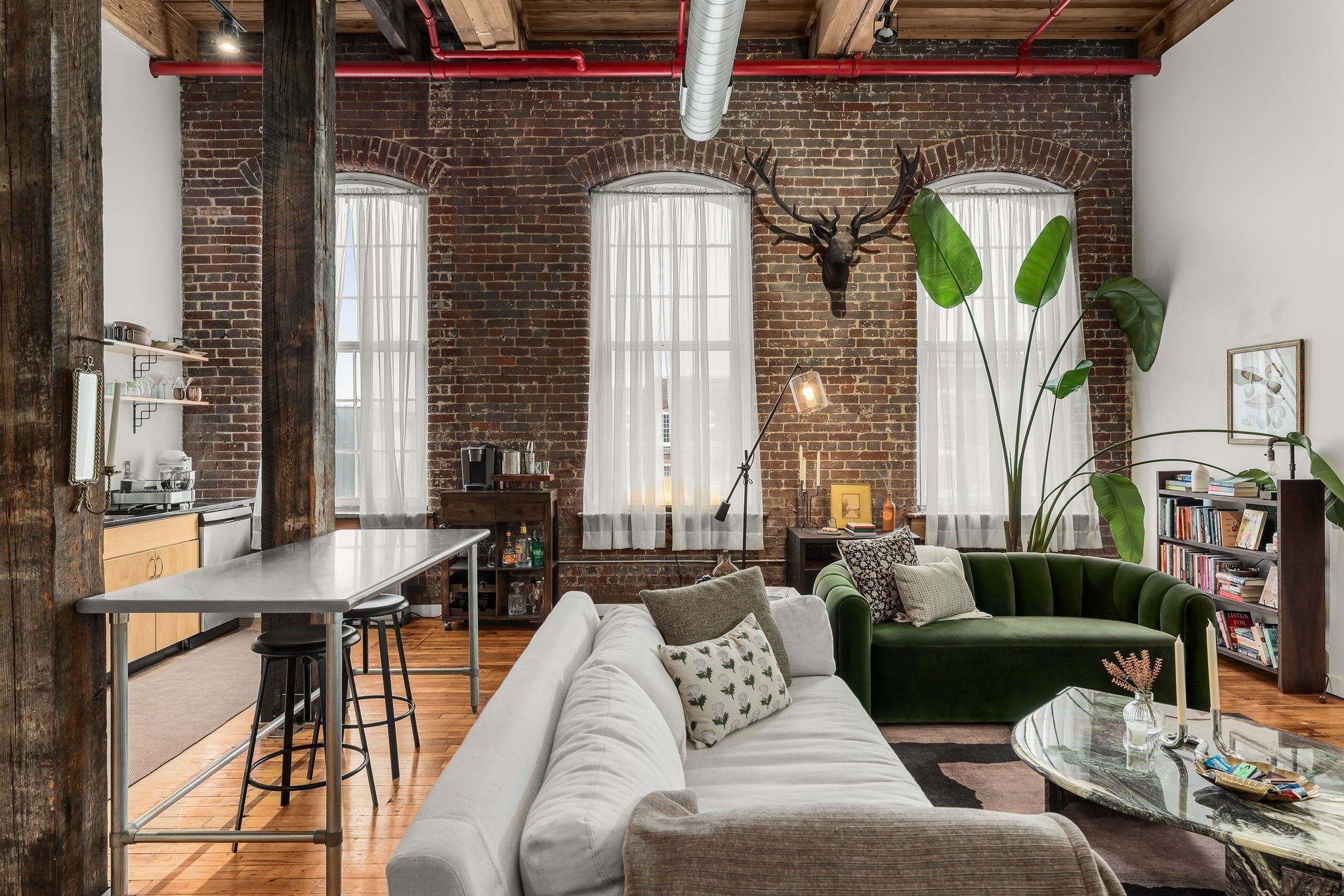 1400 Rosa L Parks Blvd 211