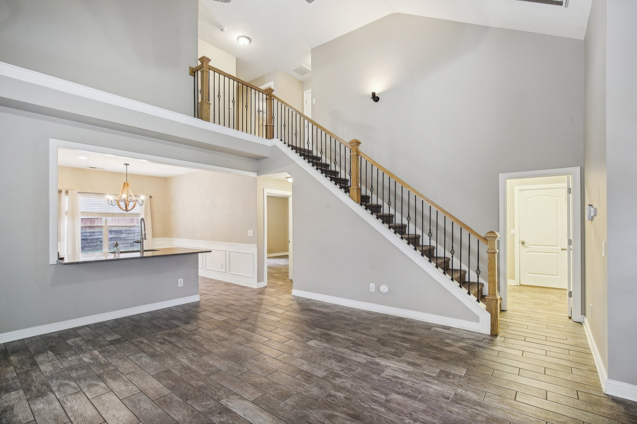 7412 Riverland Dr