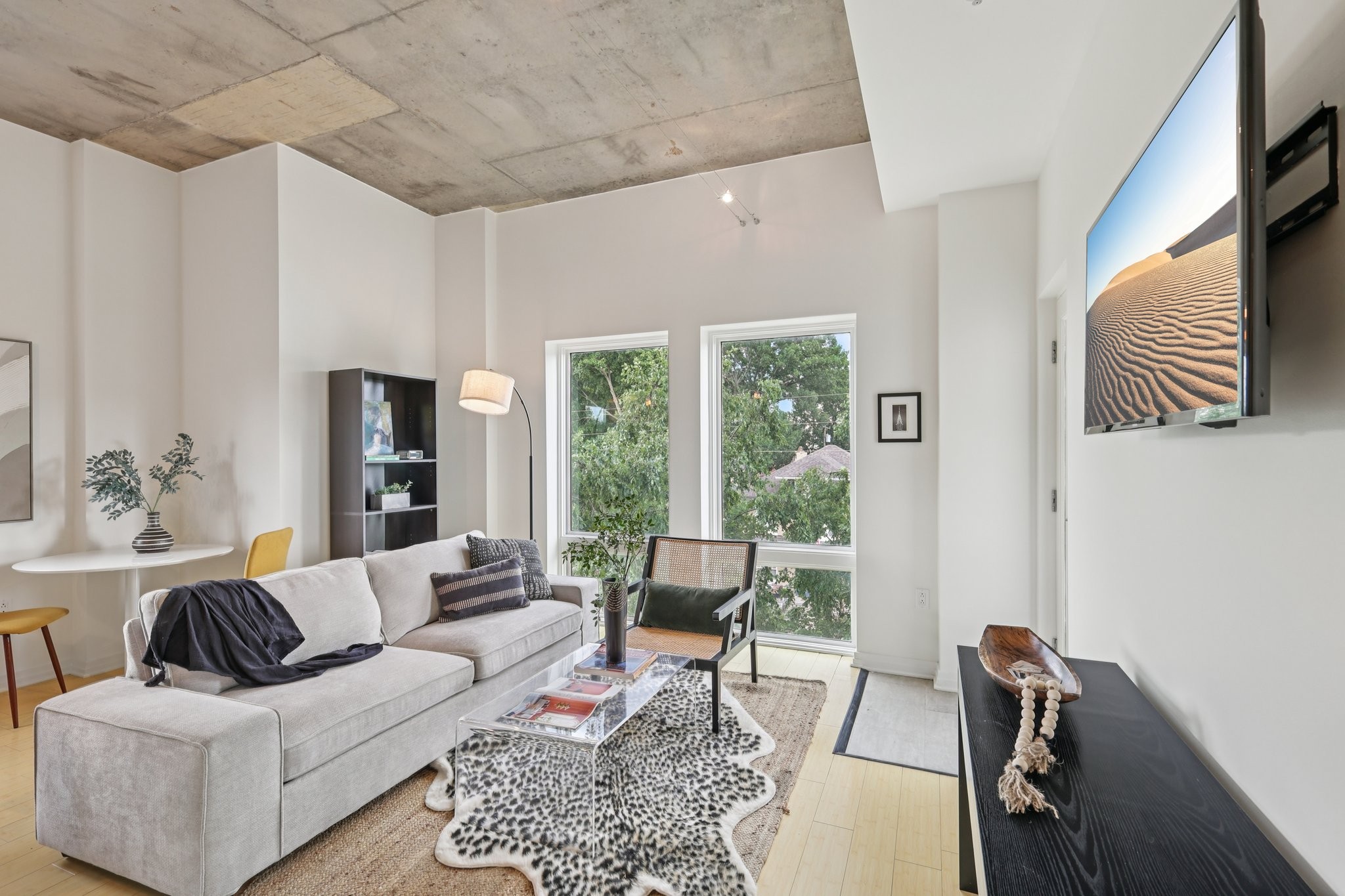 1101 18th Ave S 401