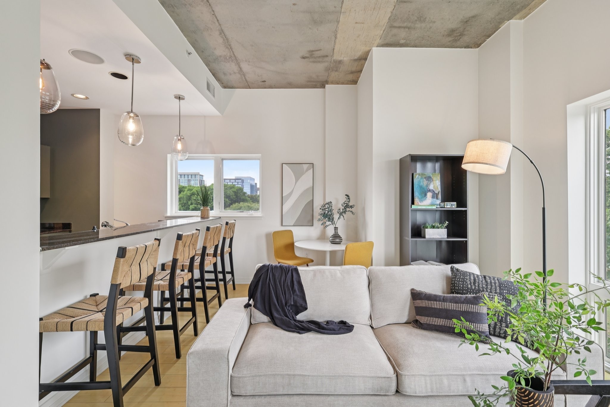 1101 18th Ave S 401