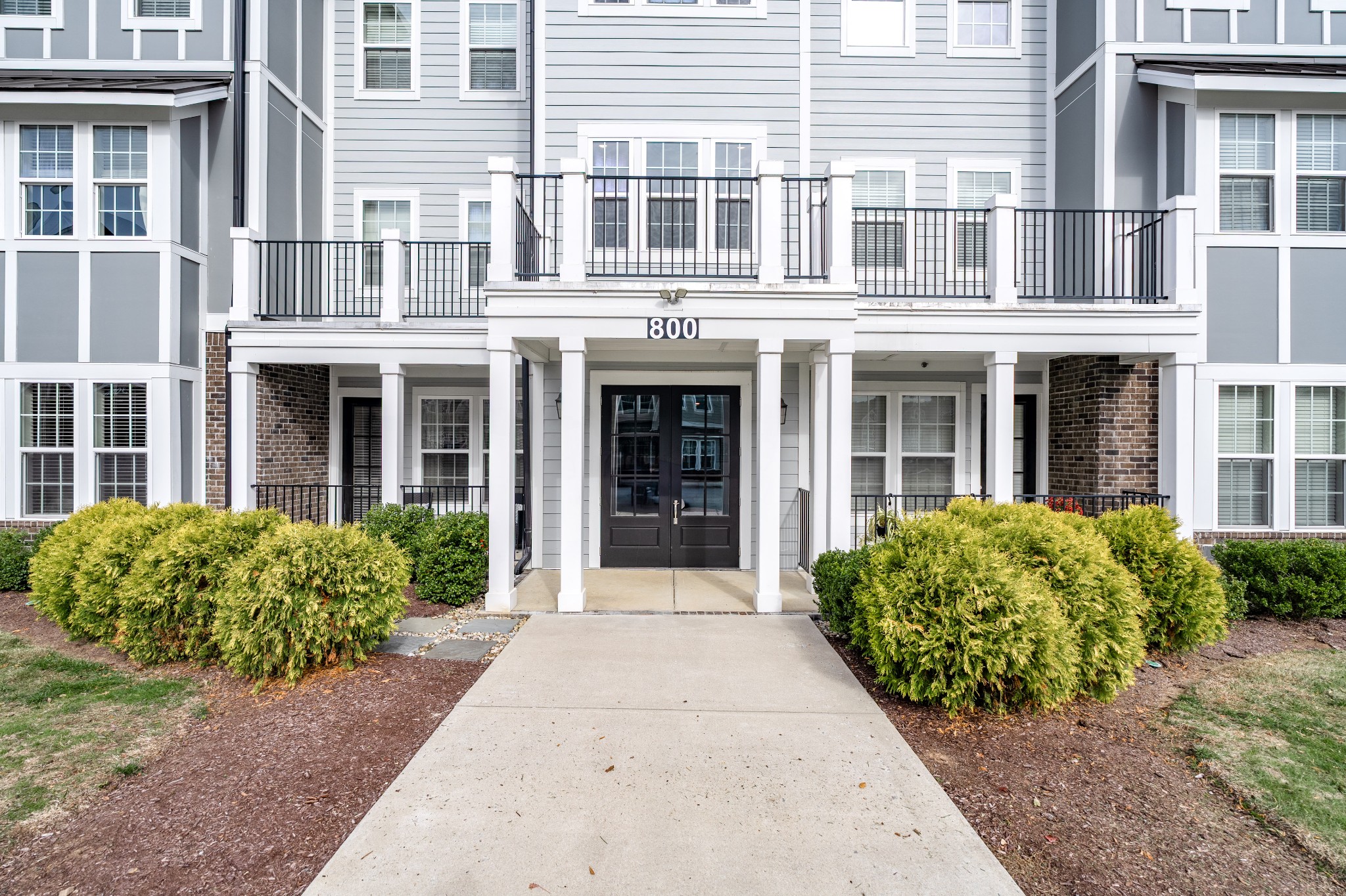 800 Vintage Green Ln 103