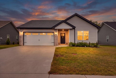 Photo of 1060 Dublin Dr, Clarksville, TN 37042 (MLS # 3619132)
