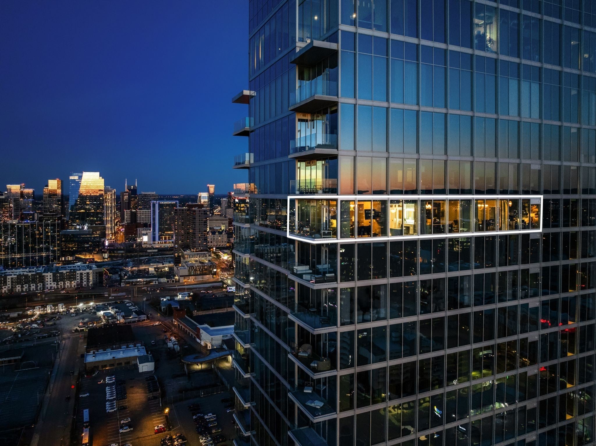 2-bed listing at 1616 West End Ave 3001, Nashville
