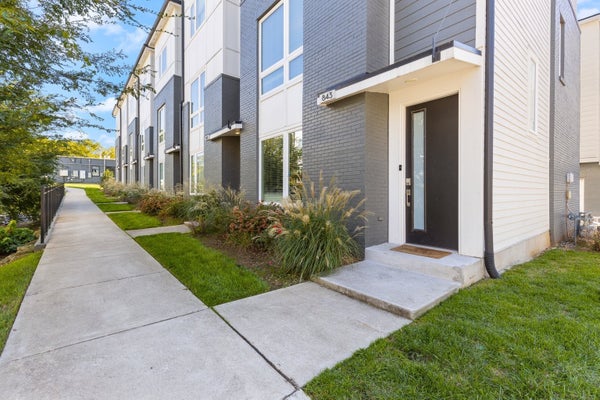 843 VIBE PL, NASHVILLE, TN 37216 - Image 71b5507b86df03e4b0da57919f0f4e84/1516598836