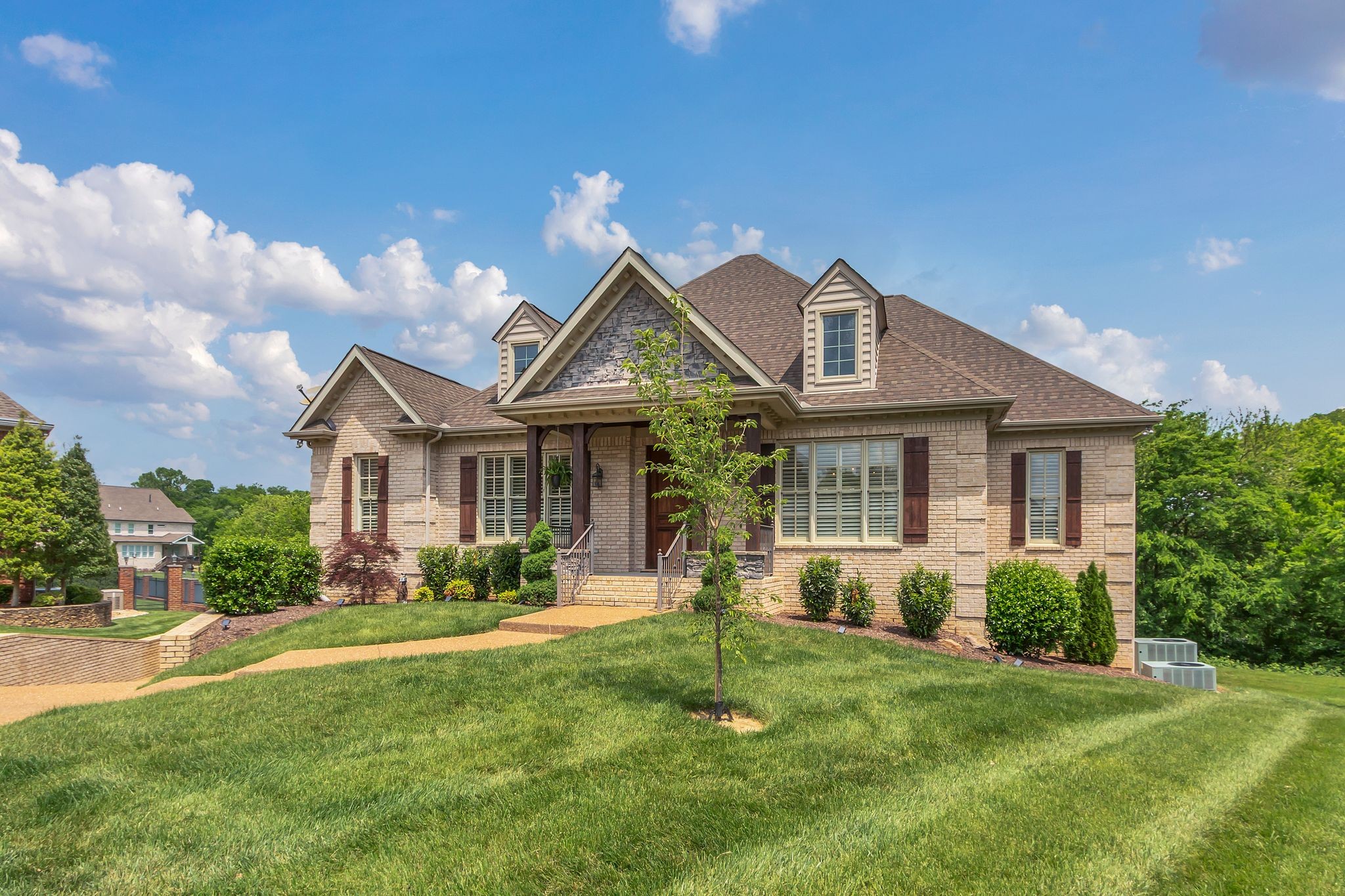 7008 Grackle Ct