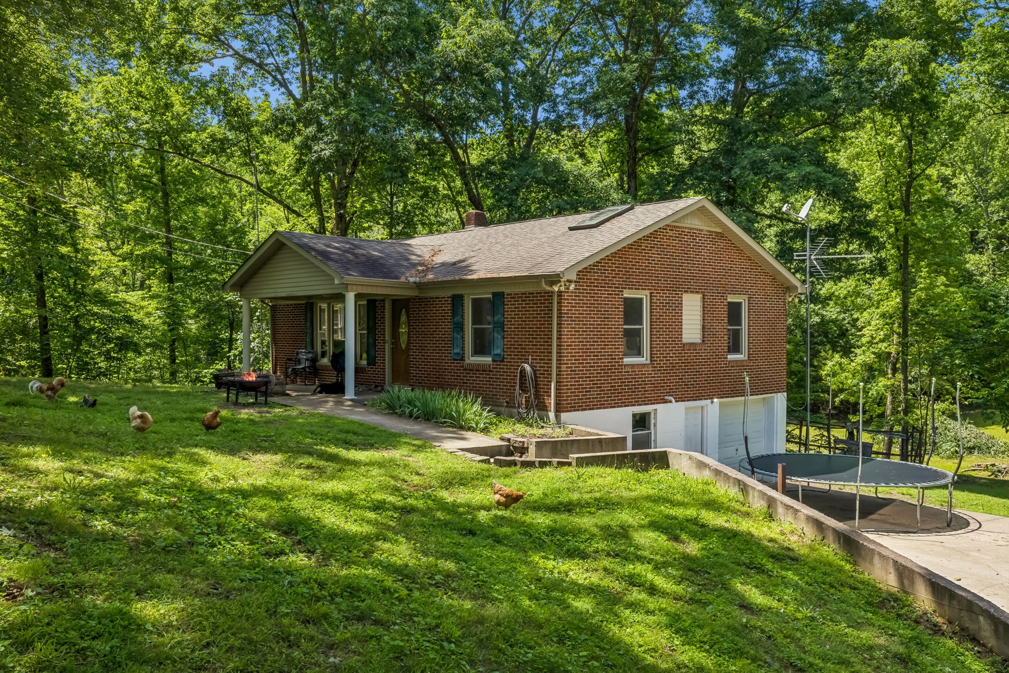 5450 Highway 49 W