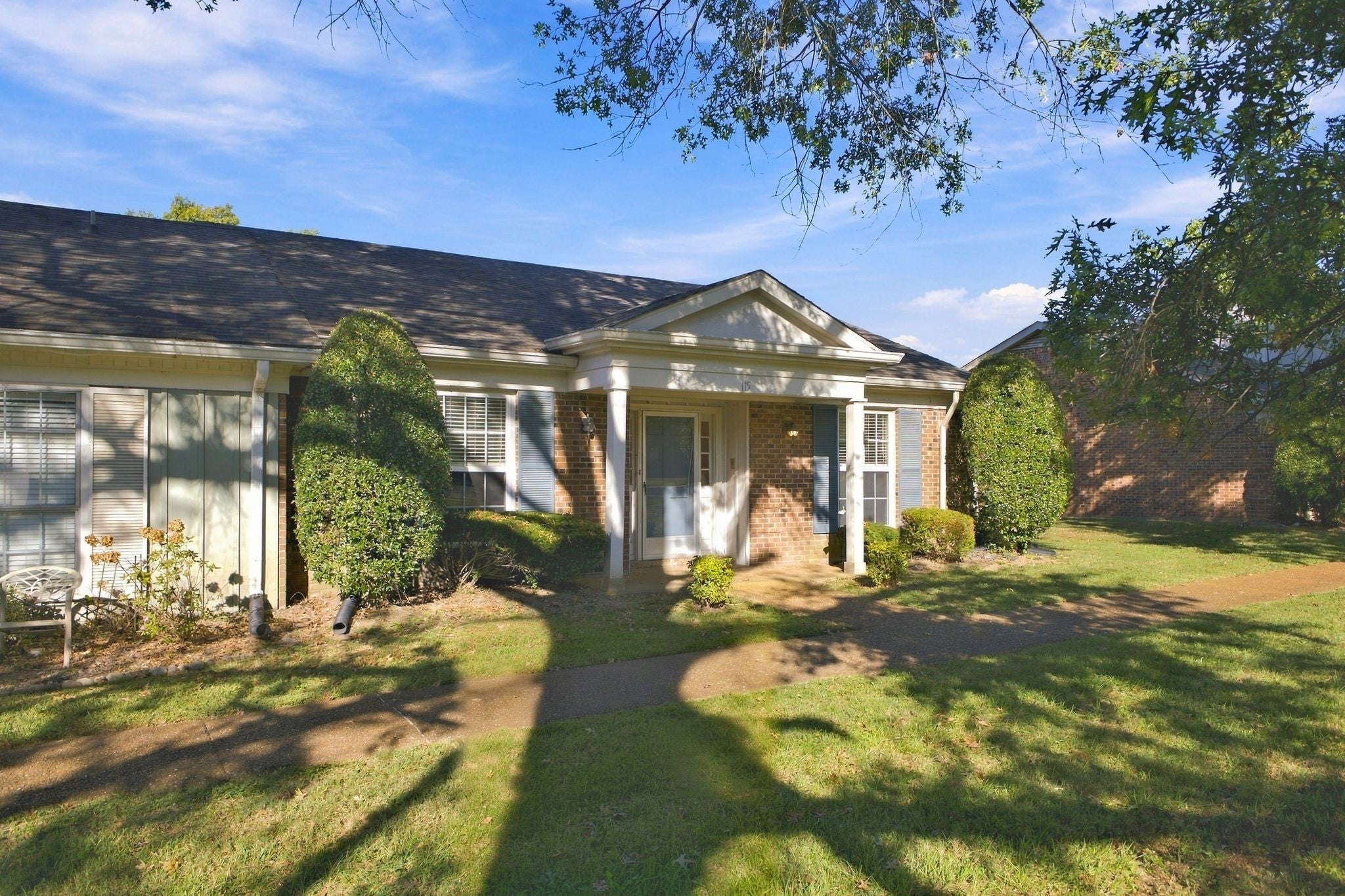 115 Plantation Ct