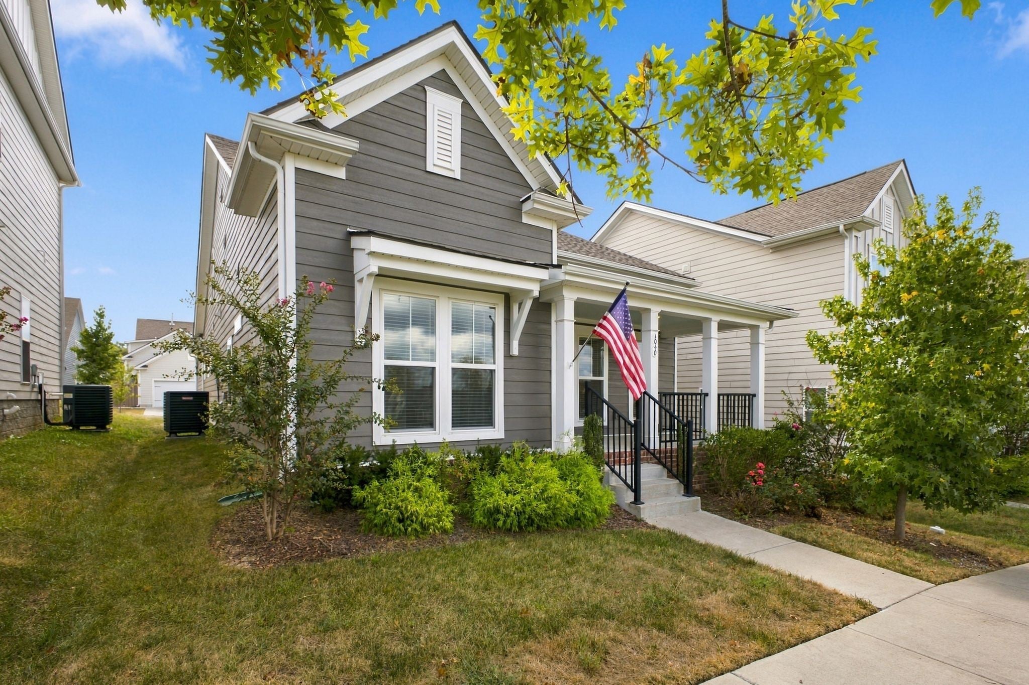 1040 Indigo Aly