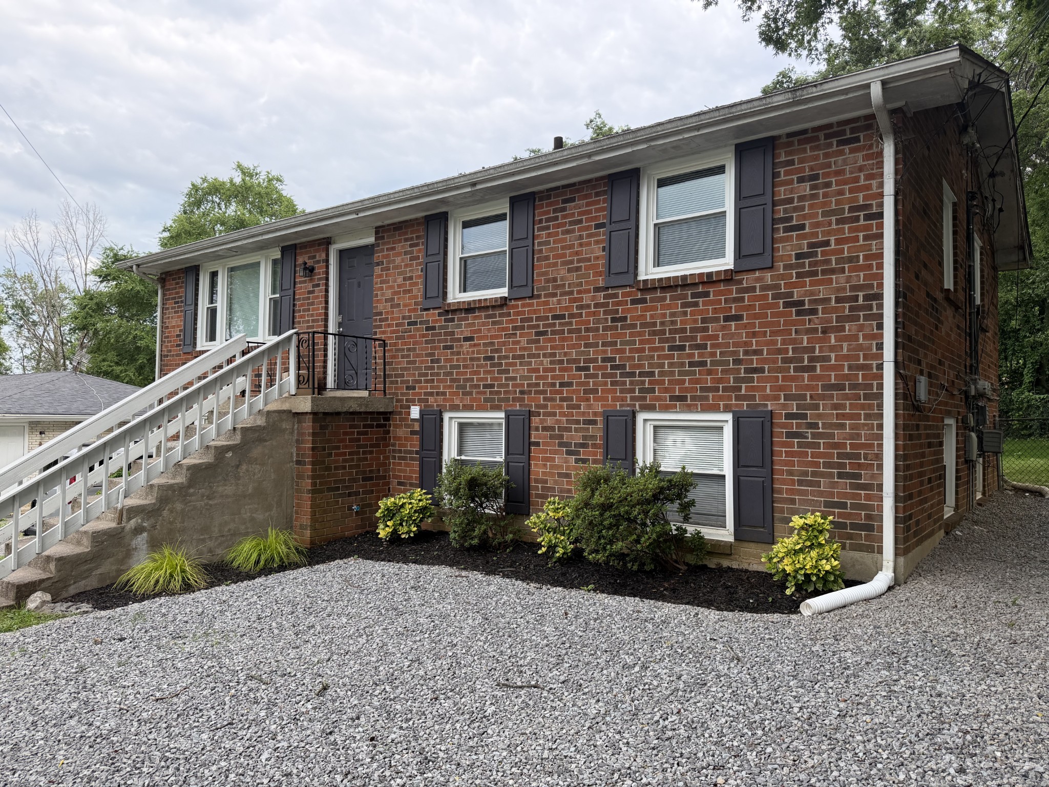 Photo 1 of 29 — 634 Anderson Ln, Madison, TN 37115