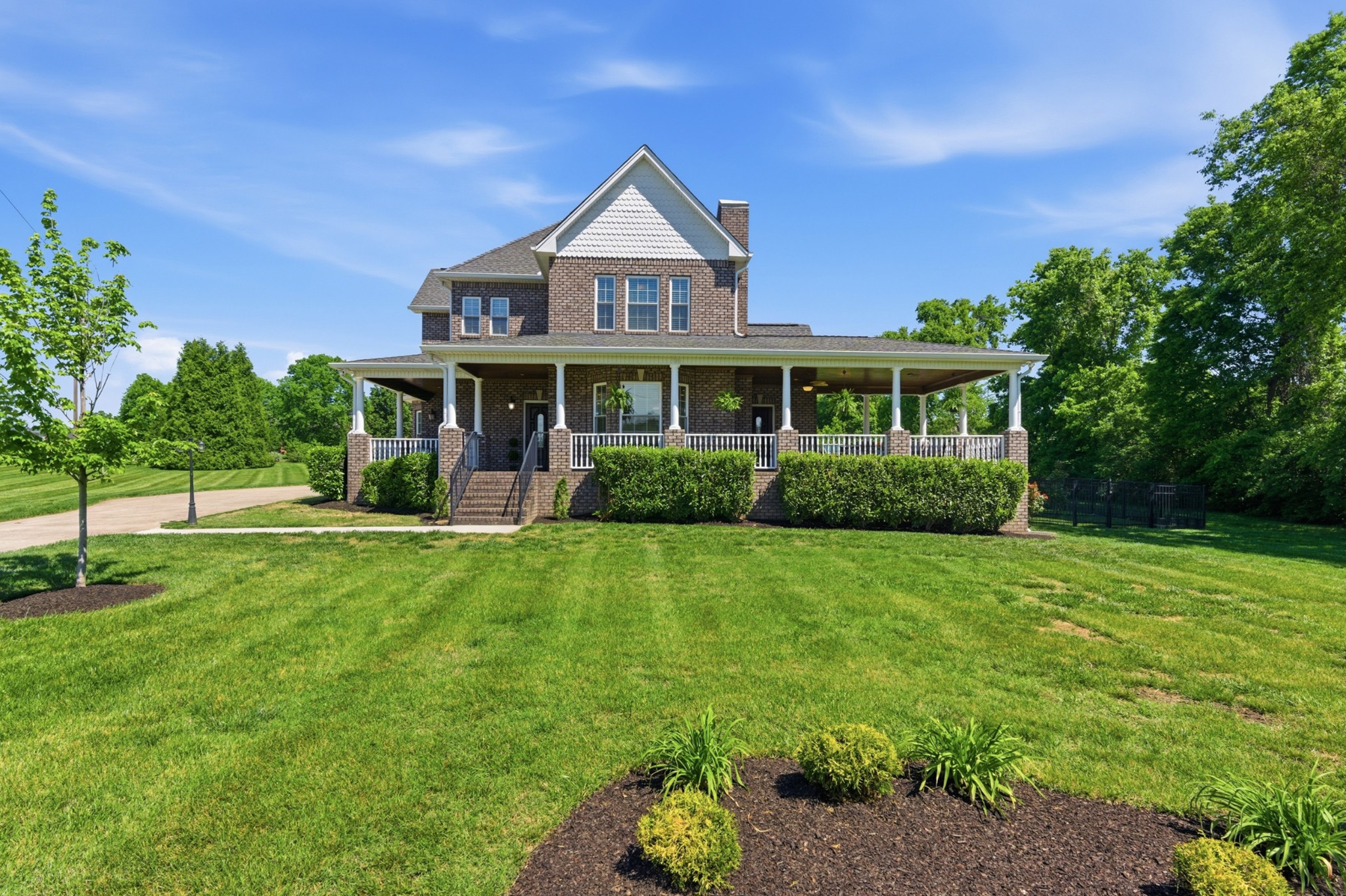 239 Grandview Cir