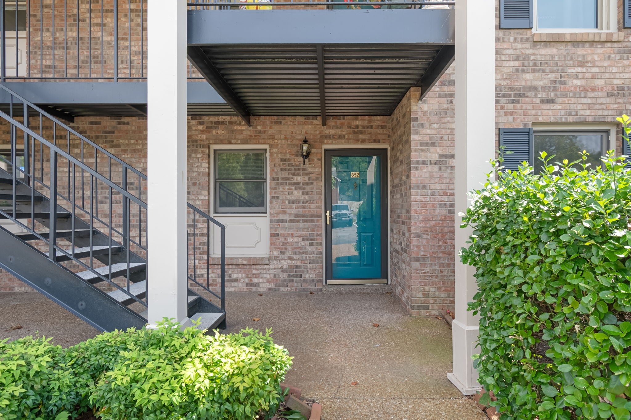 2-bed listing at 352 Westfield Dr, Nashville