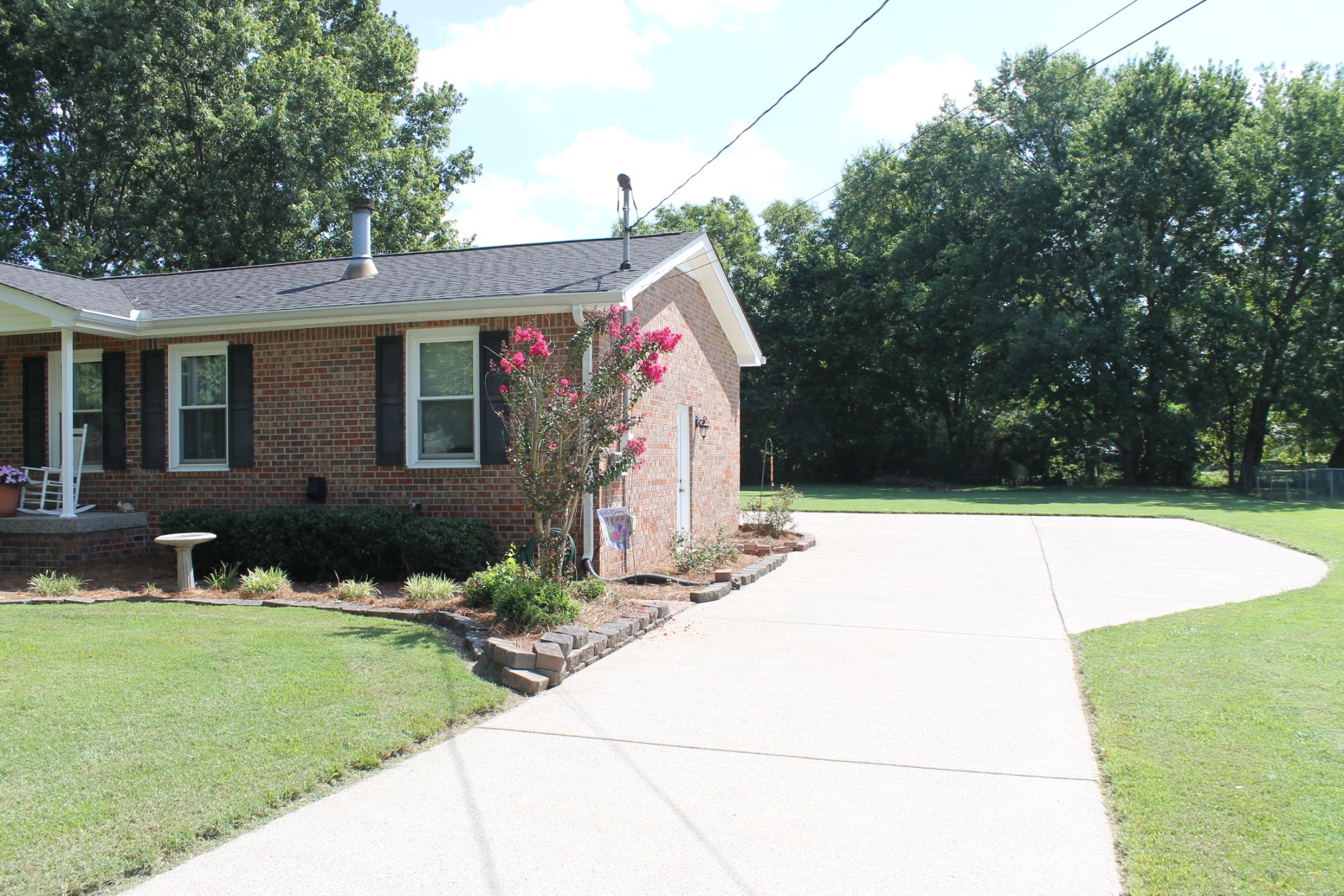 604 Shelley Dr