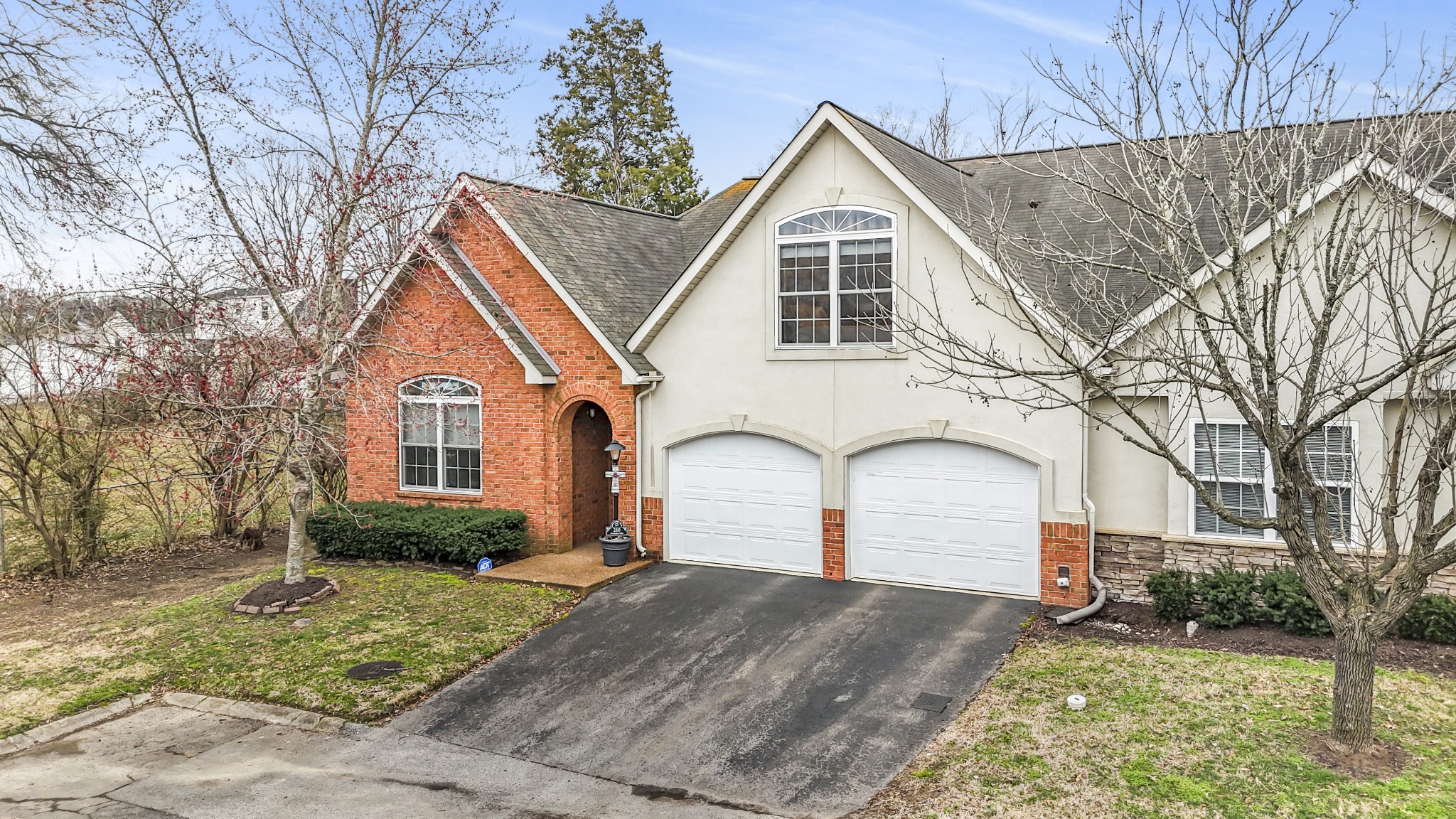 2521 Pennington Bend Rd 210