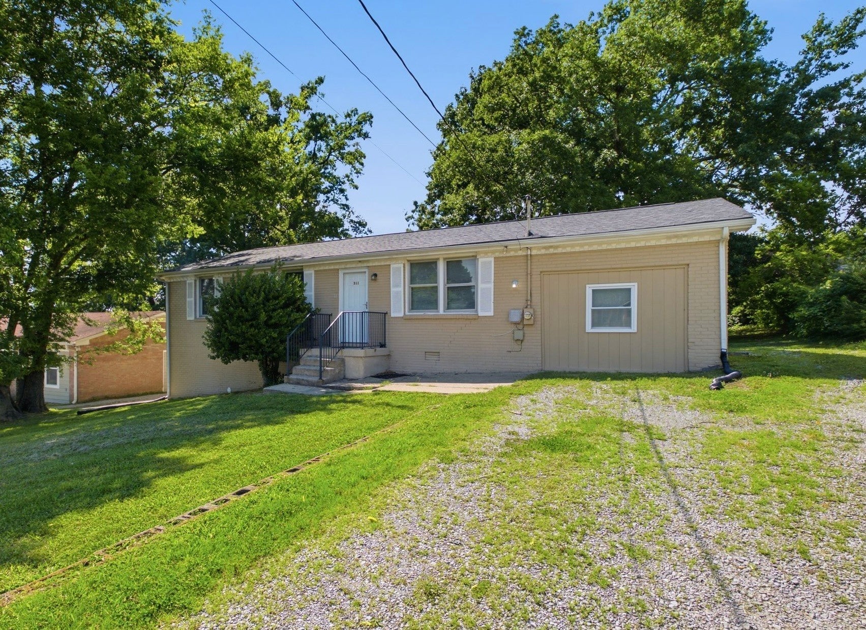 311 Janette Ave