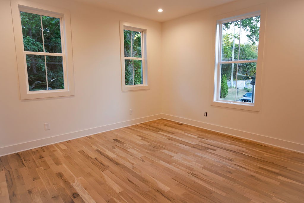 Nashville, Tennessee 37204, United States, 6 Bedrooms Bedrooms, ,4 BathroomsBathrooms,Residential,Active,192013