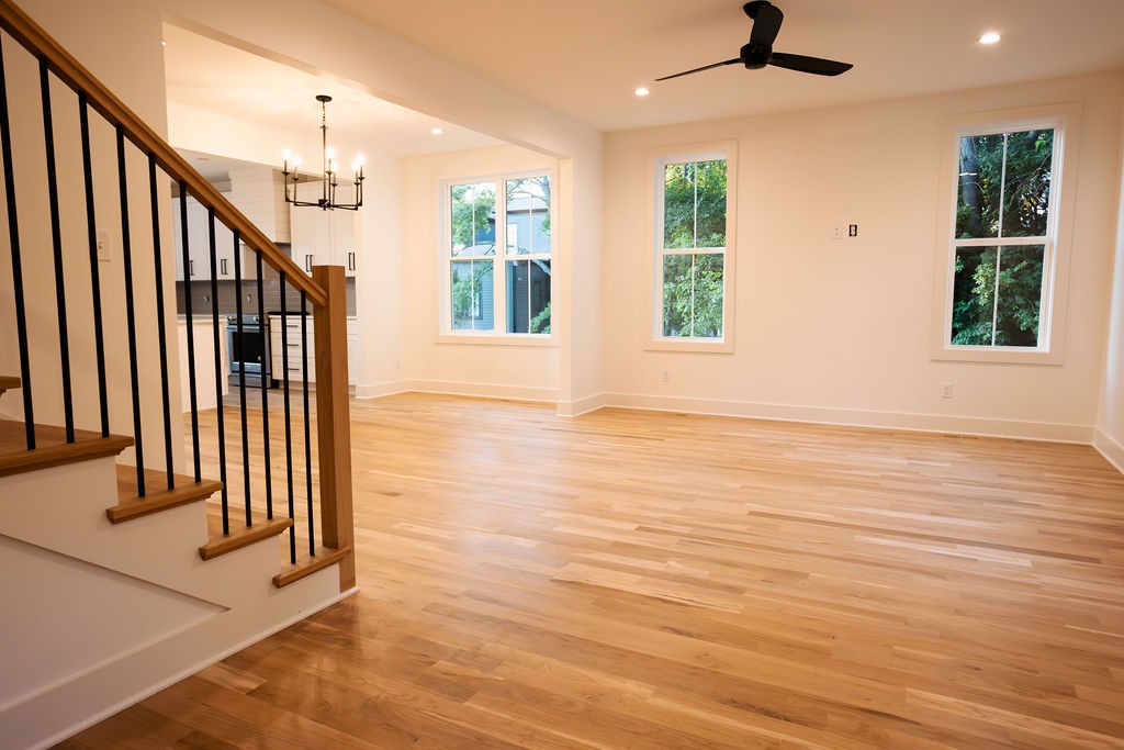 Nashville, Tennessee 37204, United States, 6 Bedrooms Bedrooms, ,4 BathroomsBathrooms,Residential,Active,192013