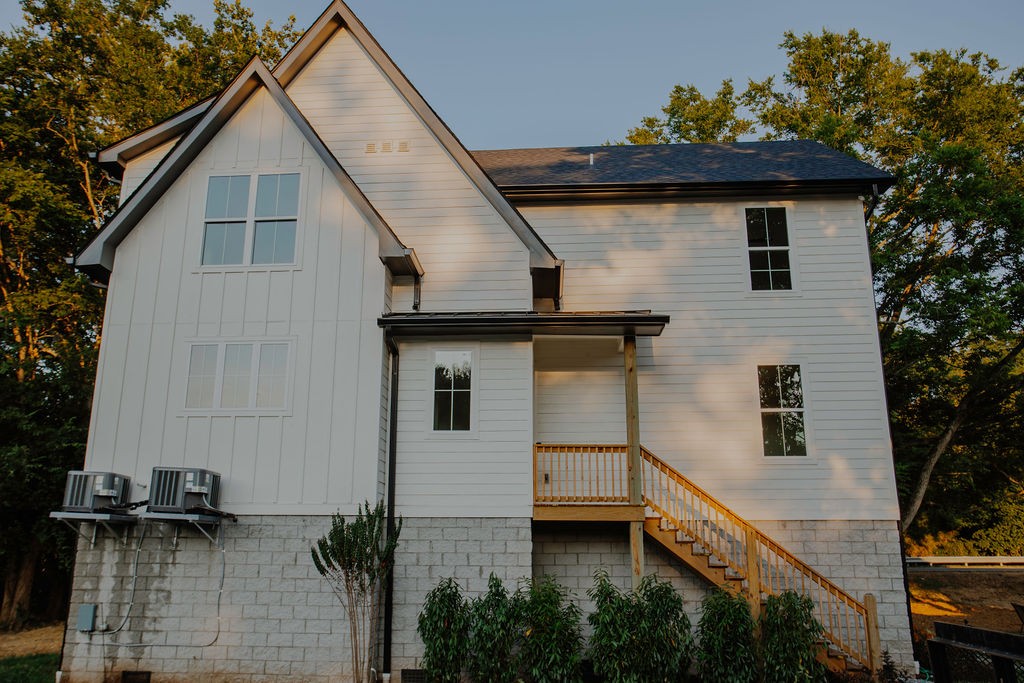 Nashville, Tennessee 37204, United States, 6 Bedrooms Bedrooms, ,4 BathroomsBathrooms,Residential,Active,192013