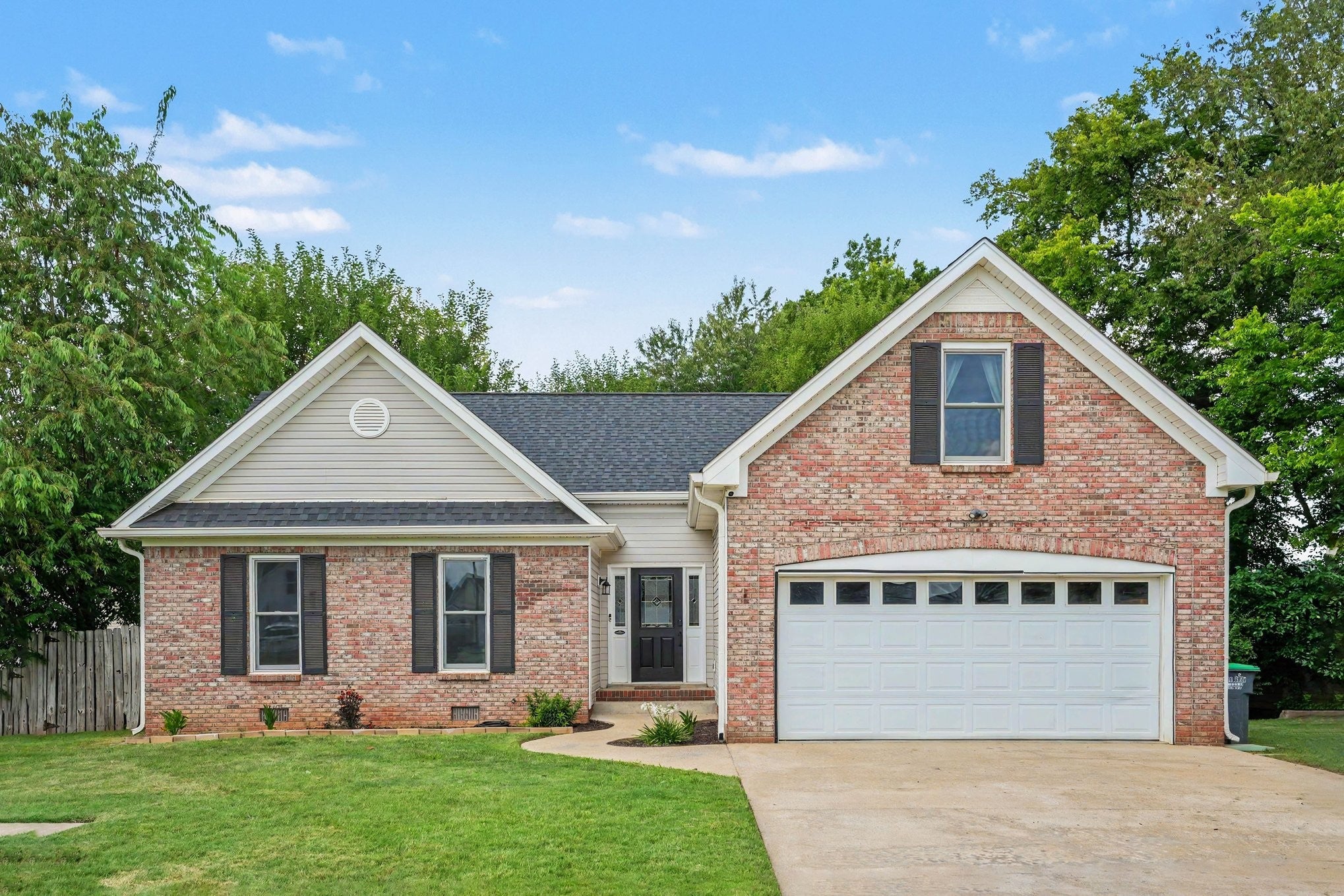 4004 New Grange Cir