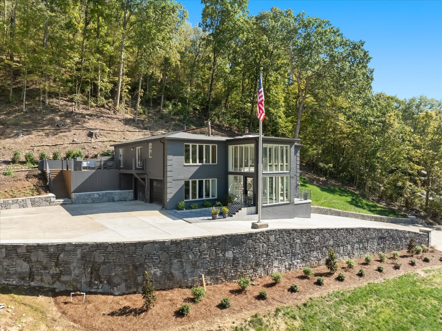 7407 Indian Creek Rd