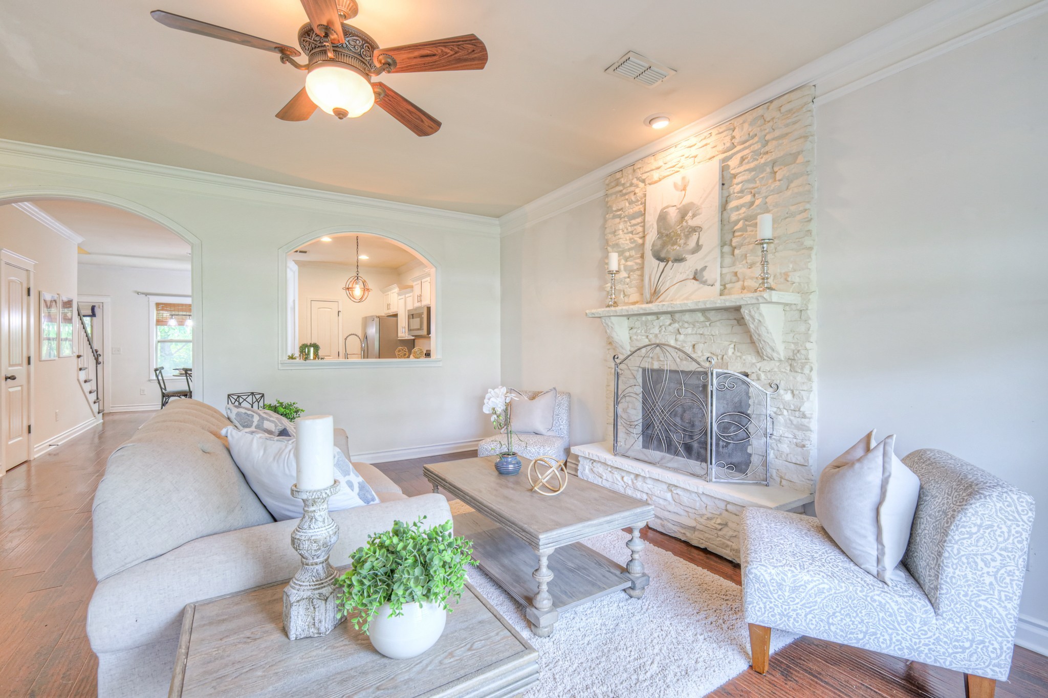 1008 Beverly Ln