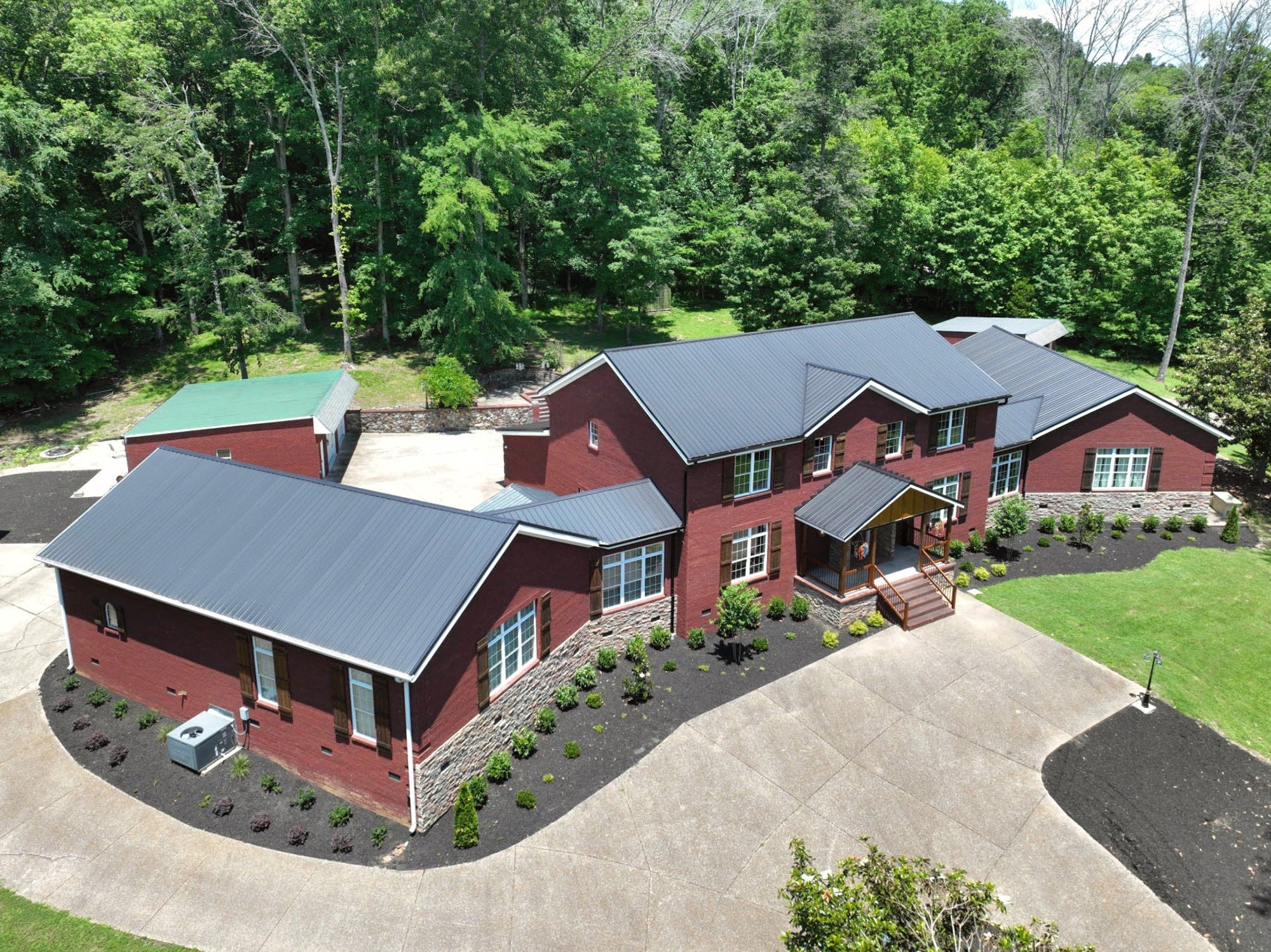 125 Happy Hollow Rd