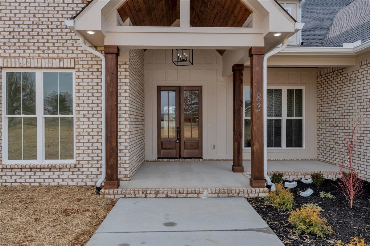 83 Hickory Grove Dr