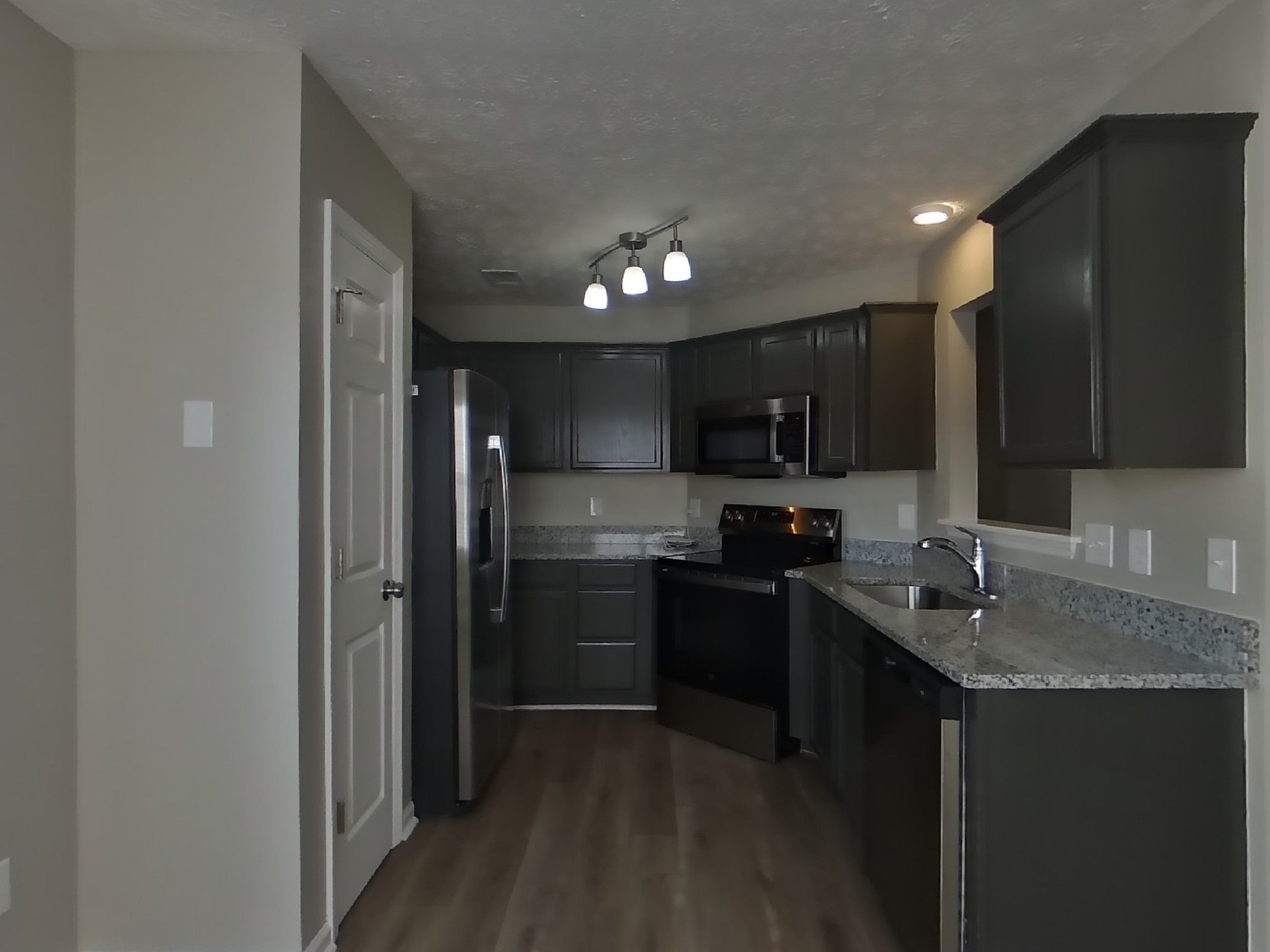 1956 Port James Cir