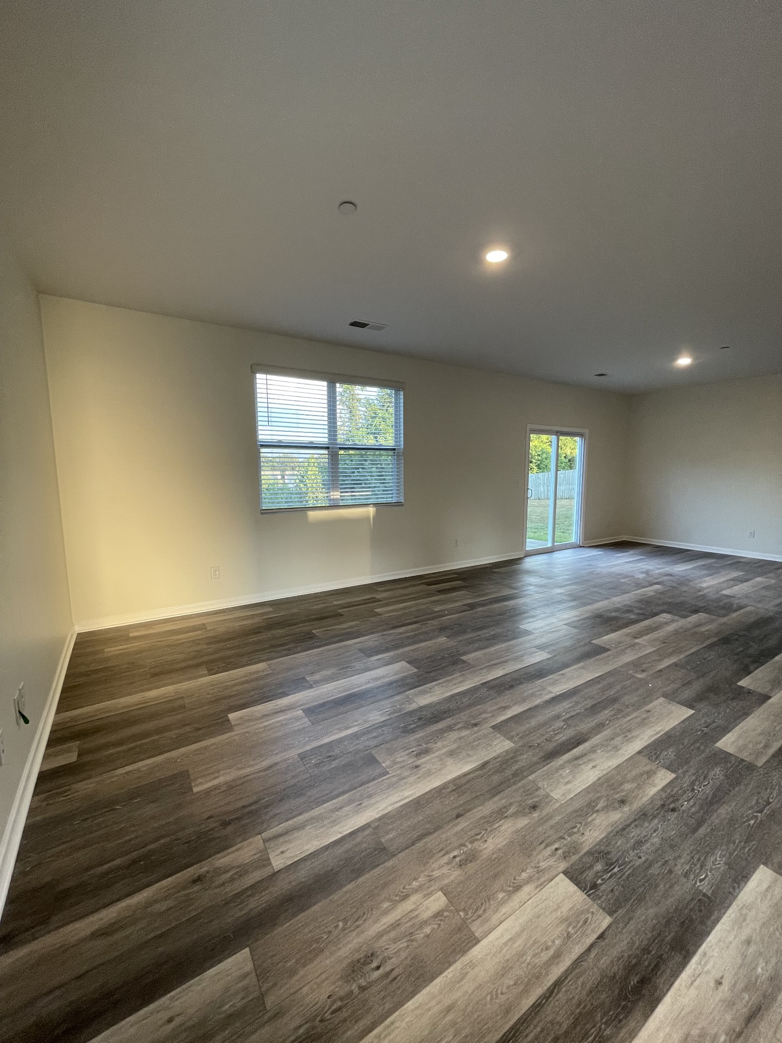 537 Spangler Ln