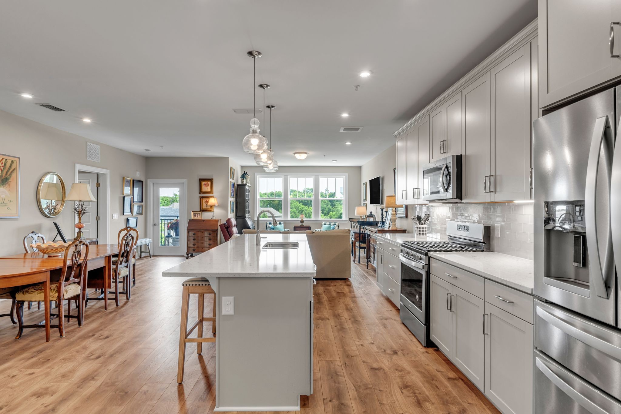 141 Saundersville Rd 2403
