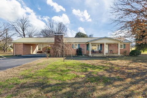 28 S Patrick Rd Fayetteville TN 37334