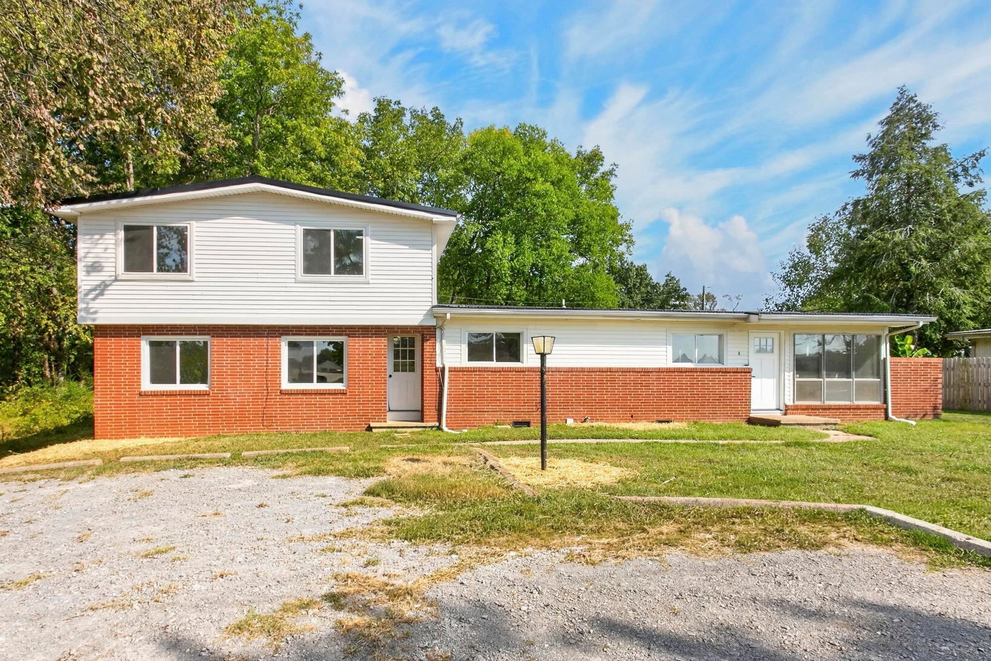 150 Pembroke Oak Grove Rd