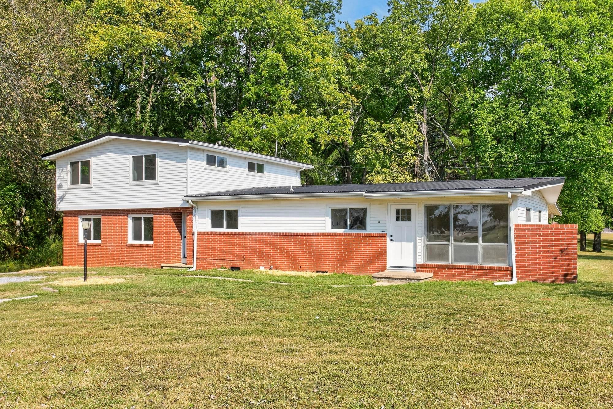 150 Pembroke Oak Grove Rd