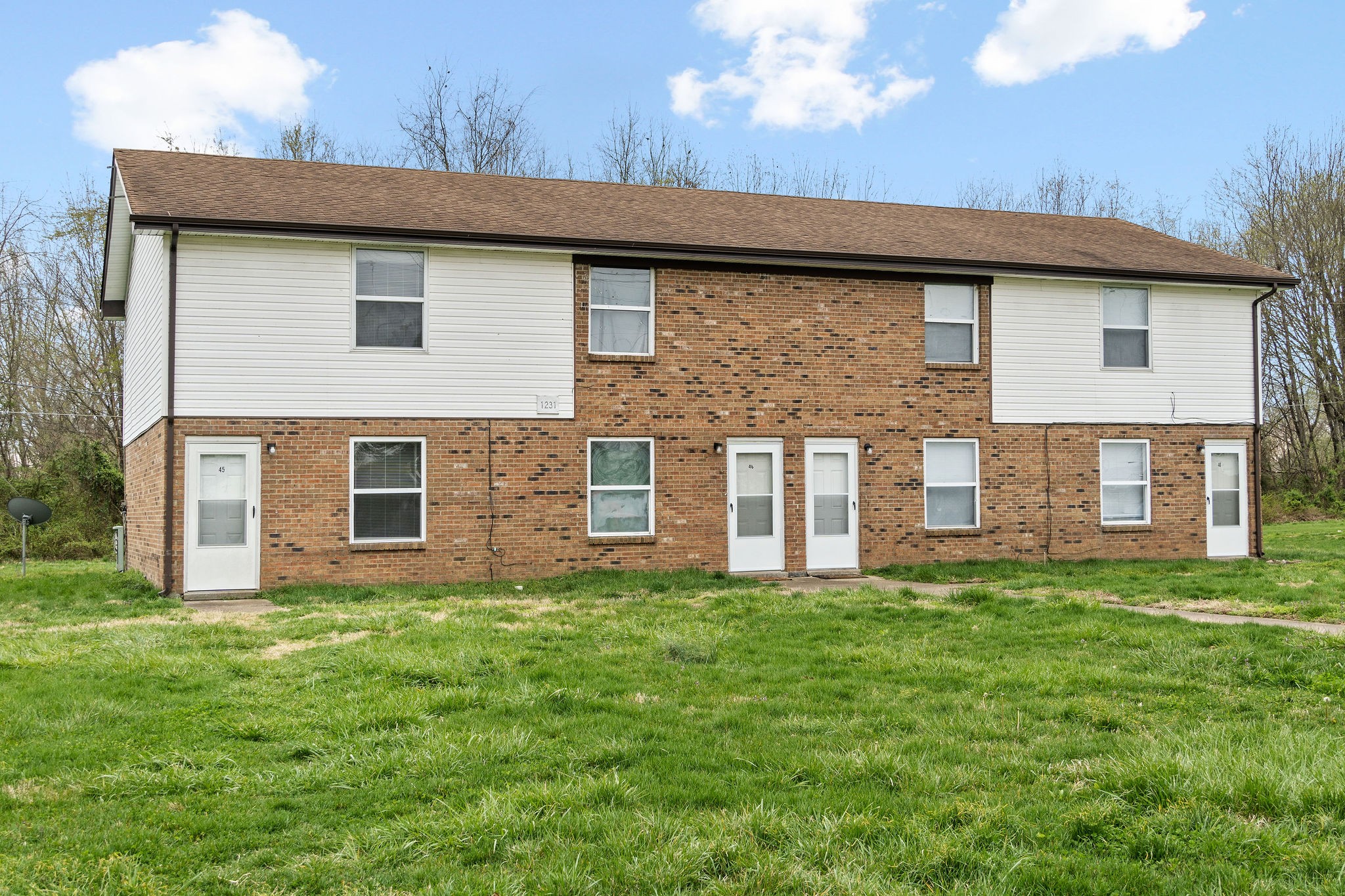 1231 Stateline Rd 45