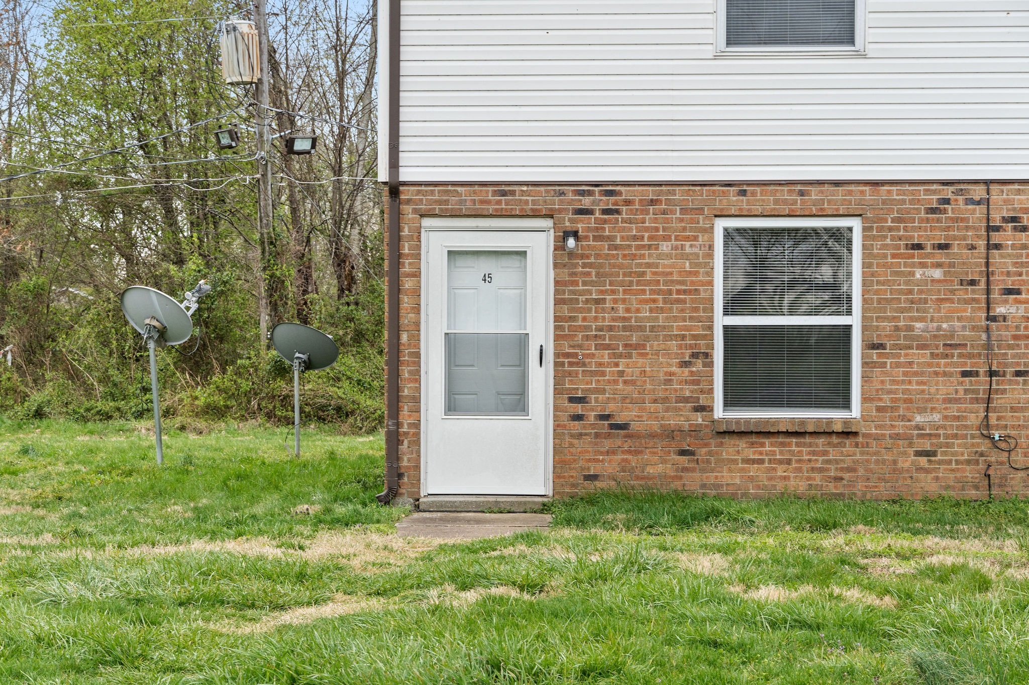 1231 Stateline Rd 45