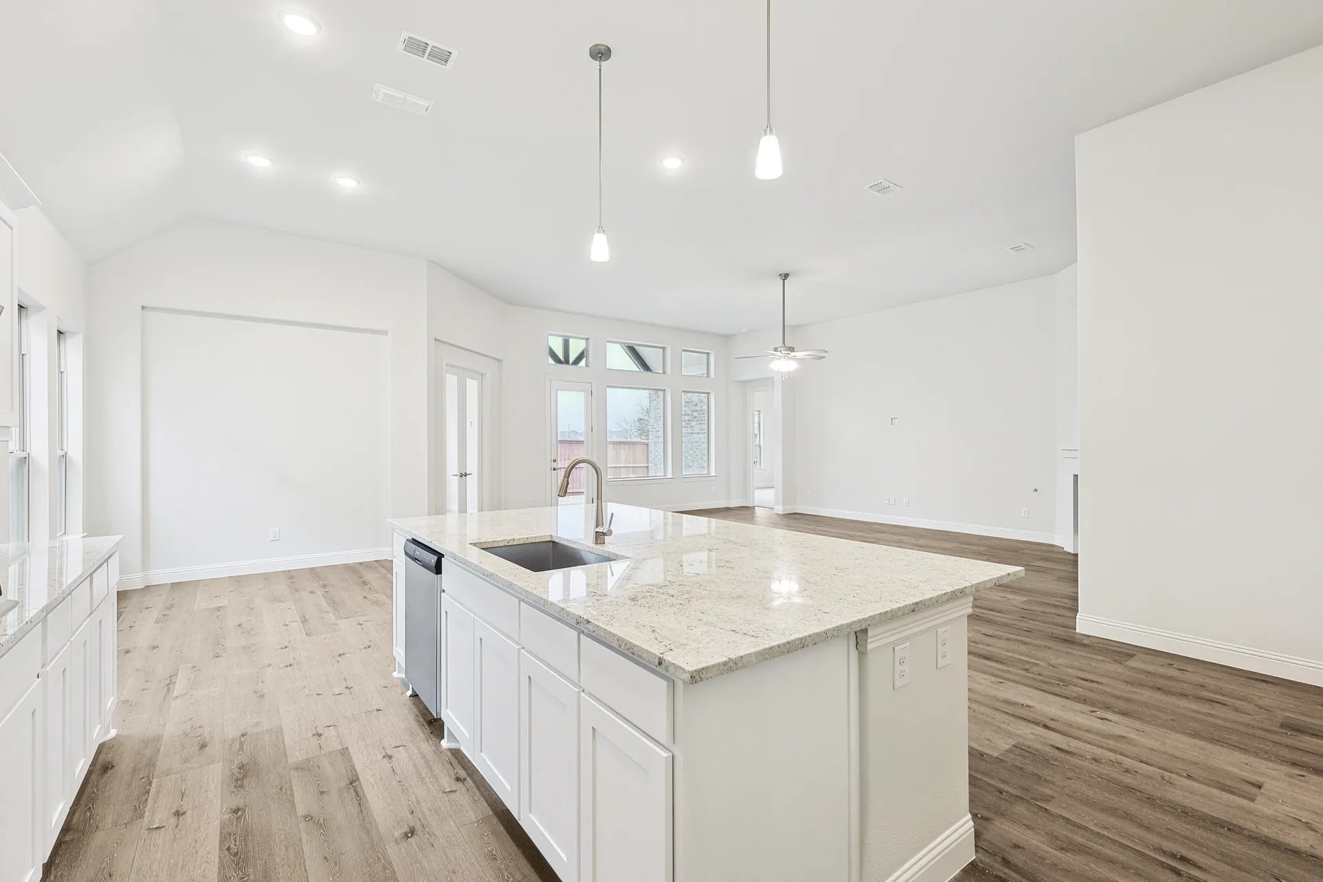 7261 Fairlawn Drive