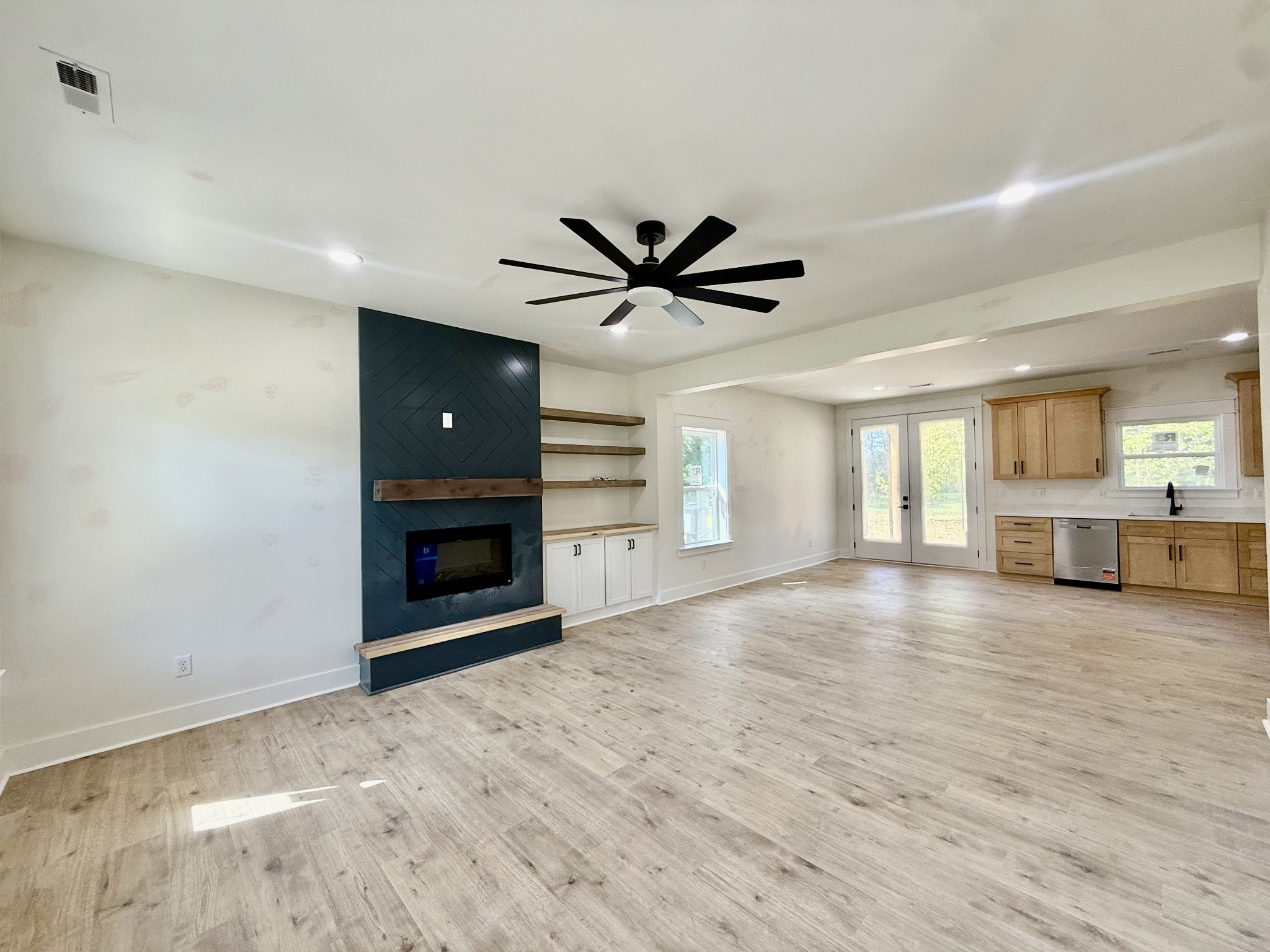 1014 Hills Chapel Rd