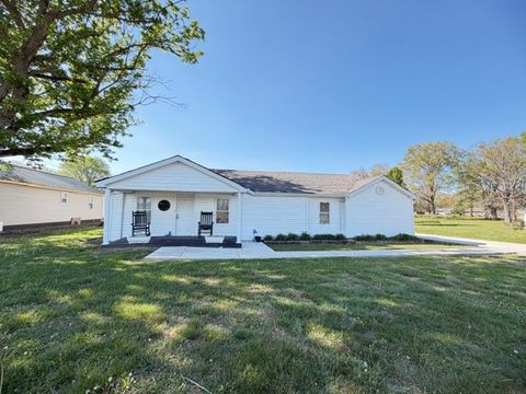 511 E Roosevelt St Tullahoma TN 37388