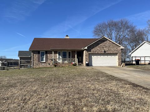 2022 Windmeade Dr Clarksville TN 37042