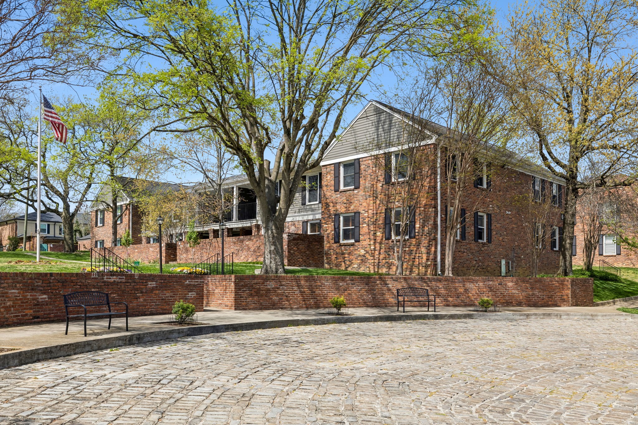 5025 Hillsboro Pike 6F