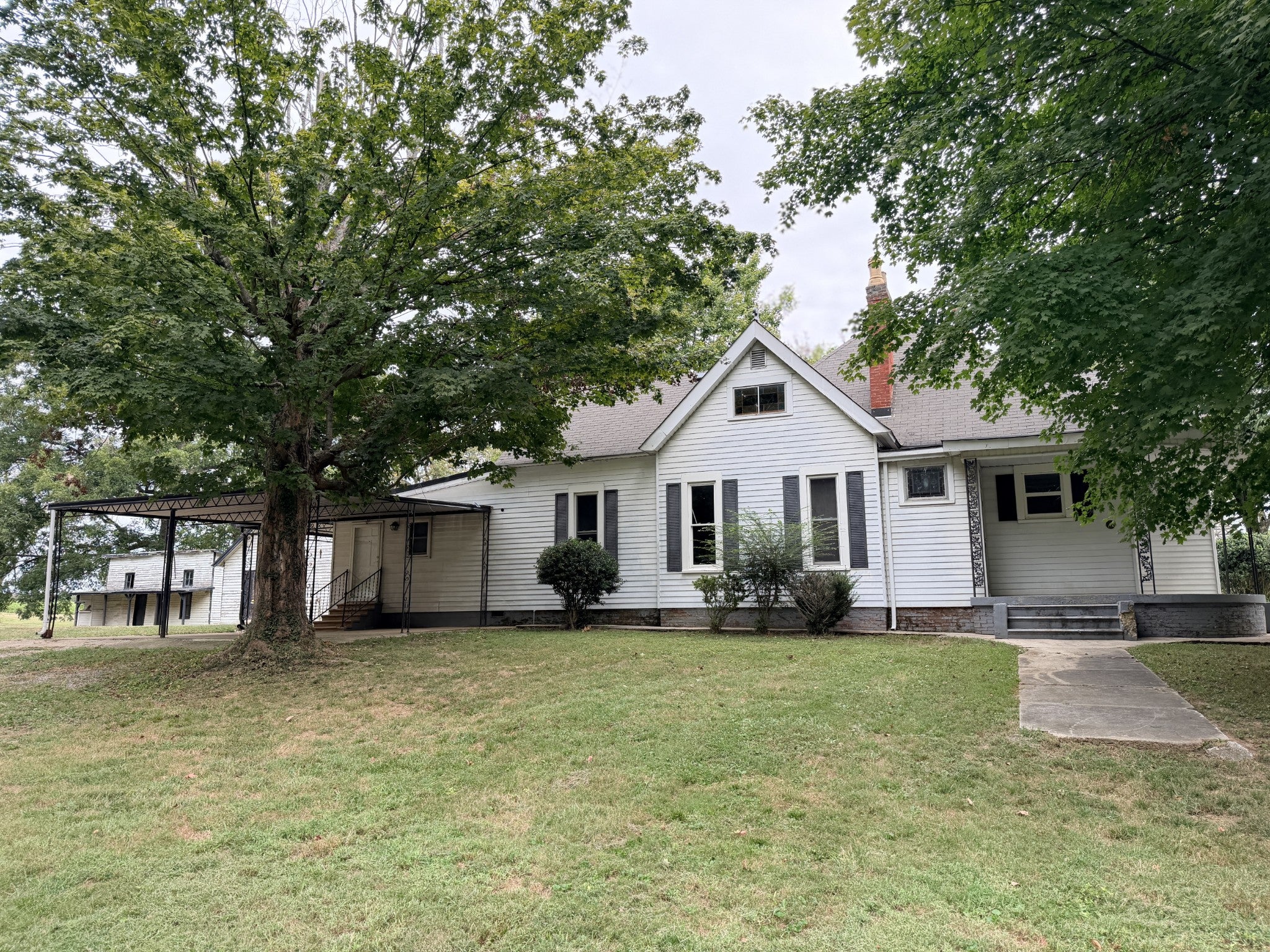 6518 Highway 49 E