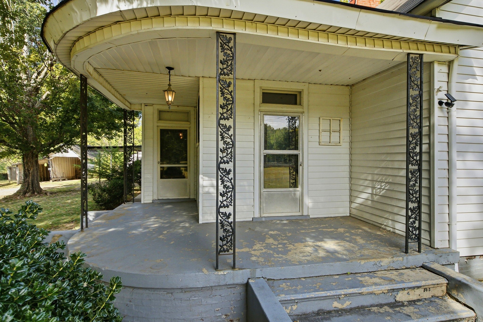 6518 Highway 49 E