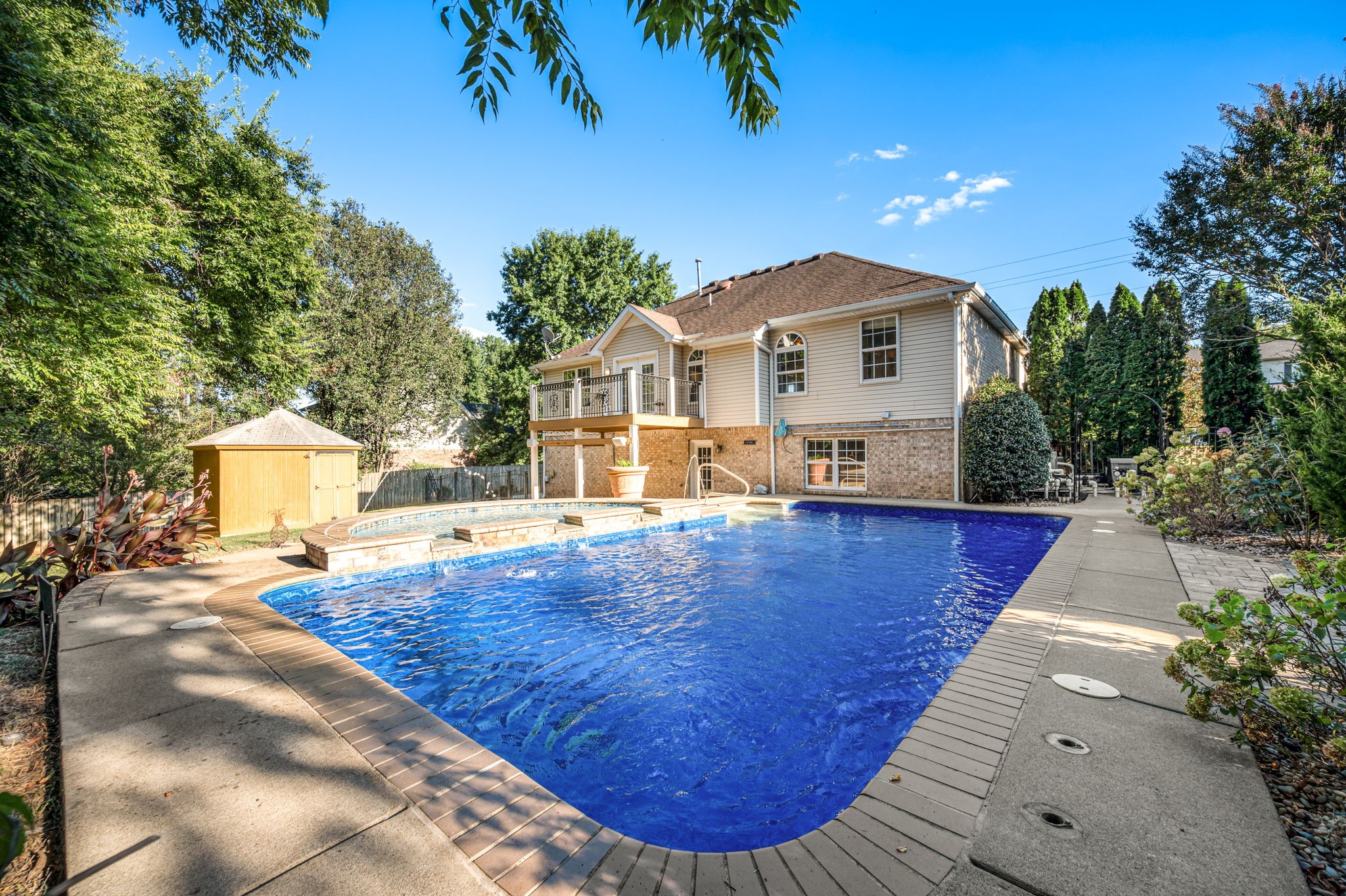 319 Braxton Dr