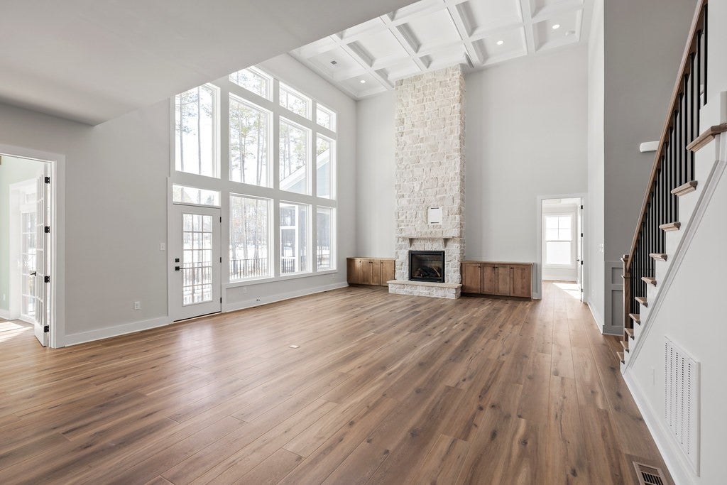353 Reddenwood Road